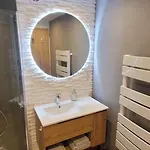 Appartement Chaleureux Avec Parking Gratuit Vandoeuvre-lès-Nancy