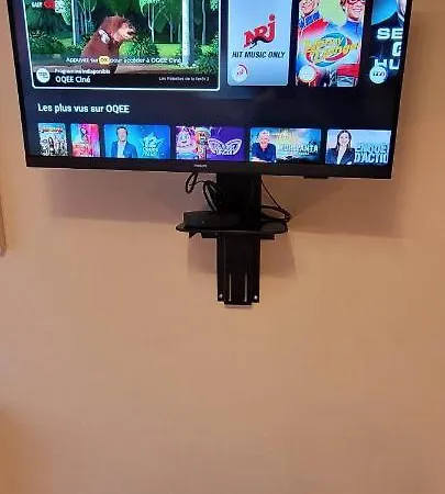 Chaleureux Avec Parking Et Recharge Ve Prives